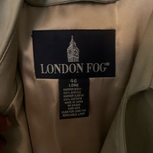 London Fog trench / overcoat 46 long new never worn